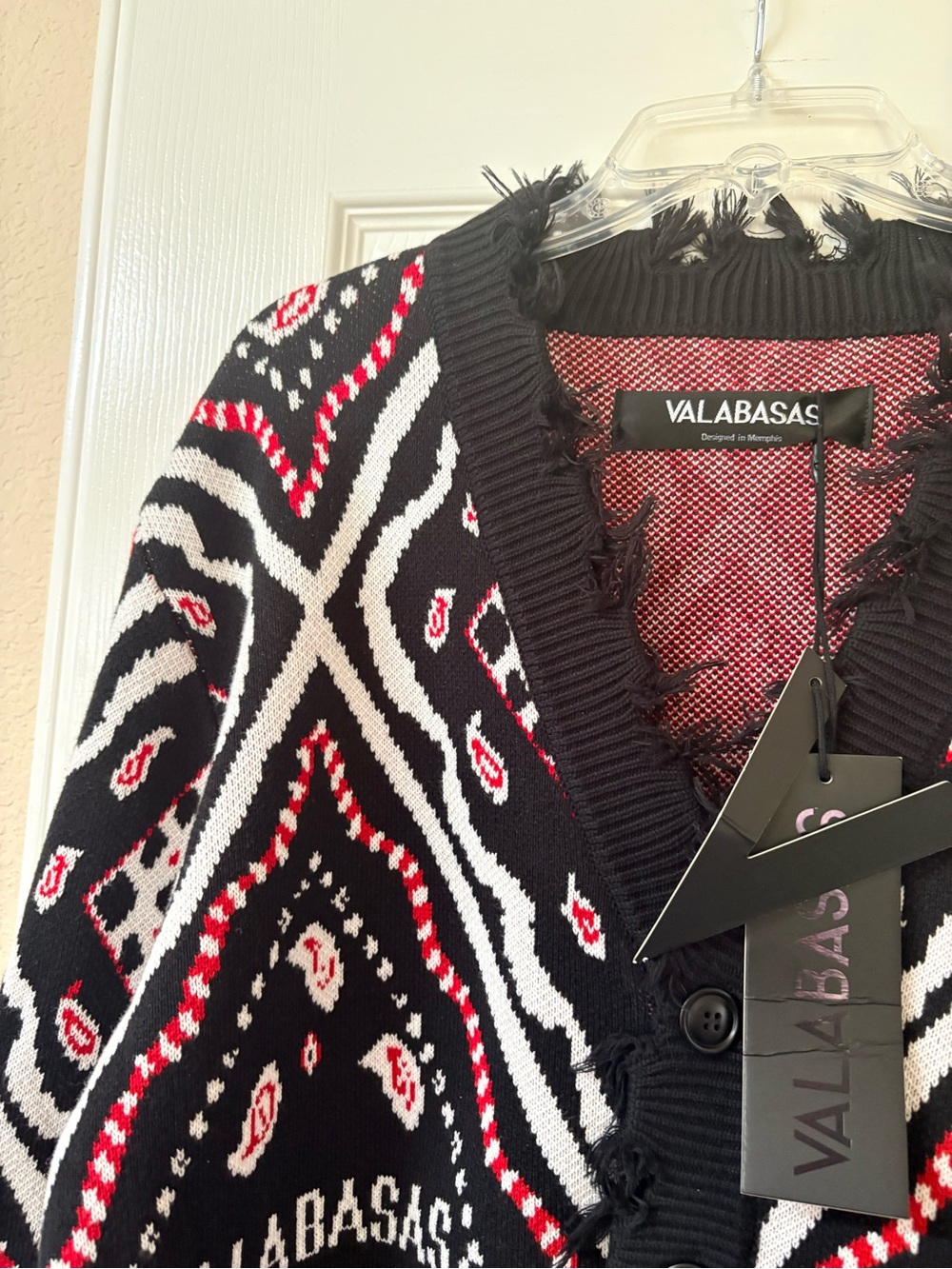 Valabasas The Pledge Cardigan Sweater Black Red White Streetwear NWT Medium - Picture 4 of 15